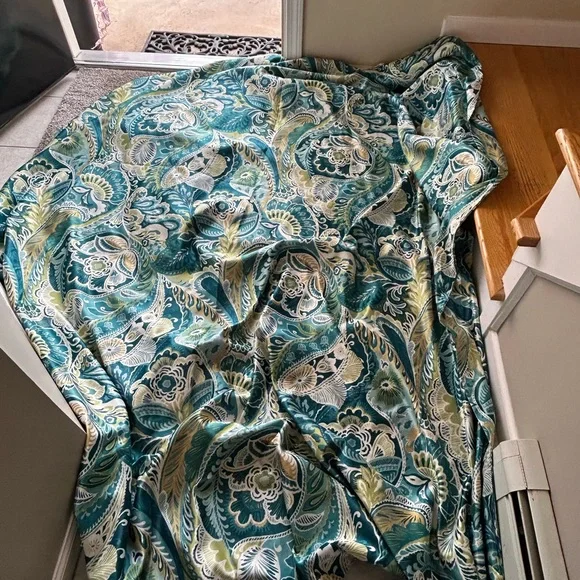 Pier 1 Imports Vibrant Paisley Queen Duvet Cover and 2 Pillow Shams Gorgeous - Picture 6 of 10